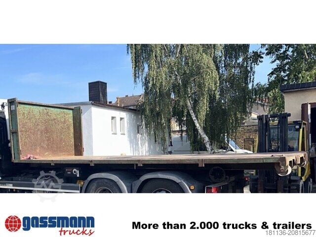 Abrollcontainer Abrollplattform mit Stirnwand