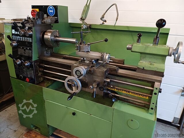 Universaldrehmaschine VOEST DA 160