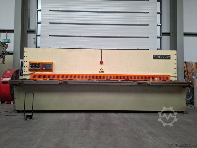Hydraulic guillotine shear Safan VS 430 6