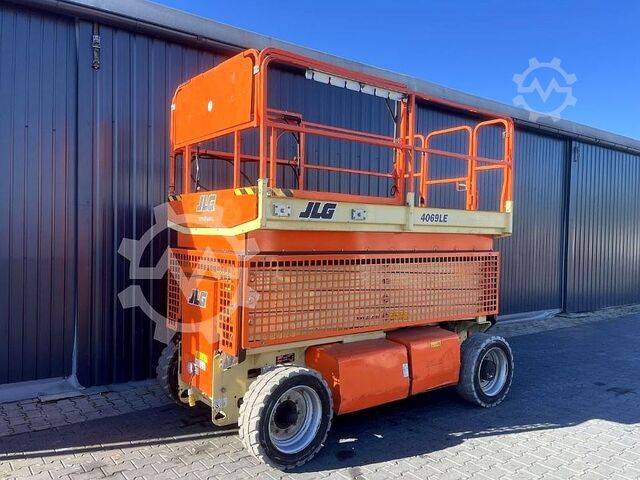 Scissor lift JLG 4069LE