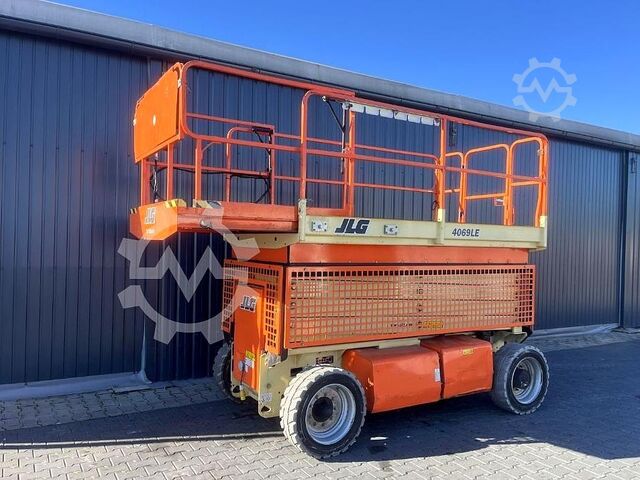 Scissor lift JLG 4069LE