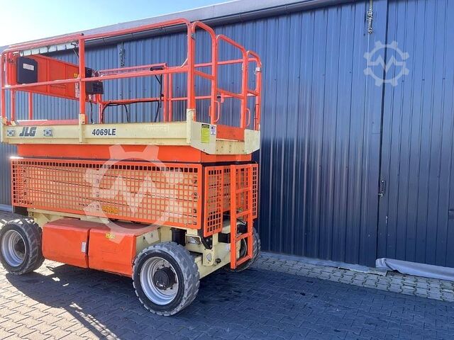 Scissor lift JLG 4069LE