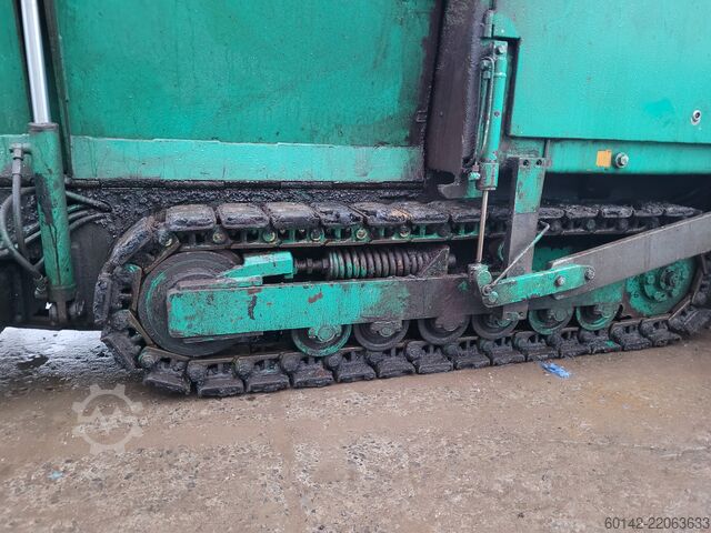 Asphalt paver VÖGELE Superboy 6-90