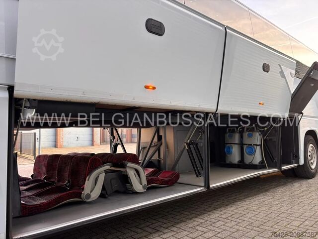 Motor coach VDL Futura FHD2-129/440 / 12.9m /