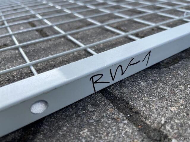 Rear panel grille 1.100 x 1.000 mm/ Maschenweite: 60 x 50 mm/ cremeweiß