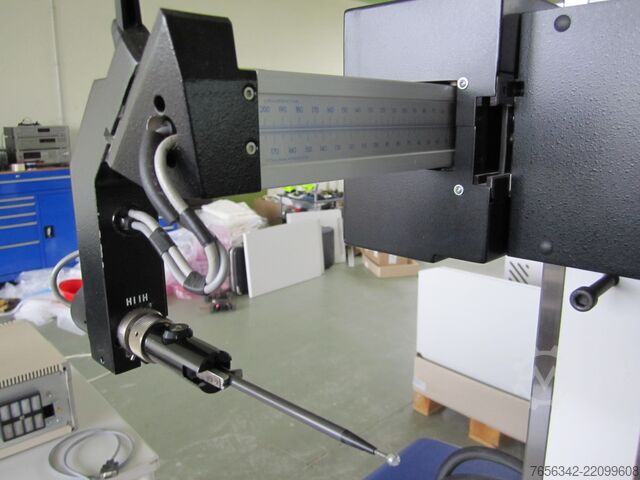 Roundness measuring machine Taylor Hobson Talyrond 265