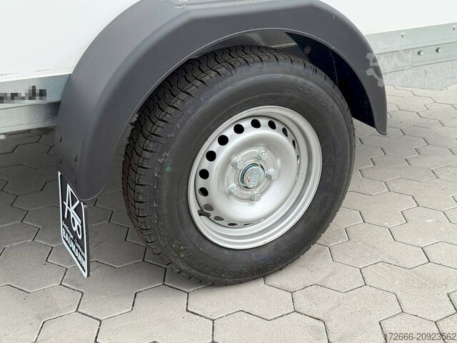 Box trailer Blyss F1326H SANDWICH 262X130X150CM 1300KG KOFFERANHÄNGER