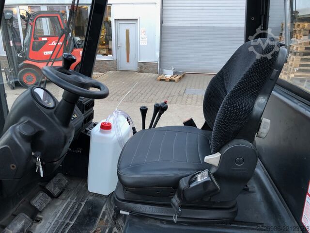 Stacker Linde E48