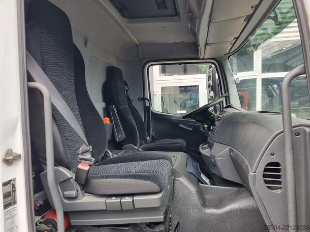 Box body Mercedes-Benz Atego 1224 Koffer/ LBW/ Airco/ Engine 70.000 KM