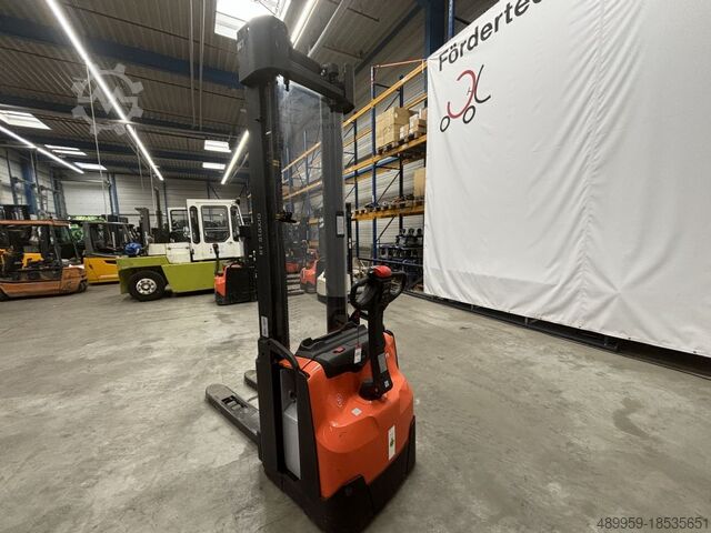 Hochhubwagen Toyota Hochhubwagen SWE 145