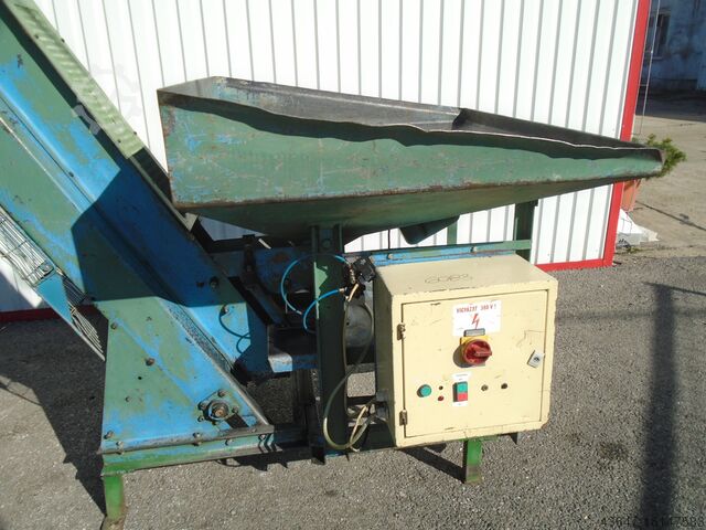 APPLICATION BELT WITH VIBRATING FEEDER APPLICATION BELT APPLICATION BELT WITH VIBRATING FEEDER