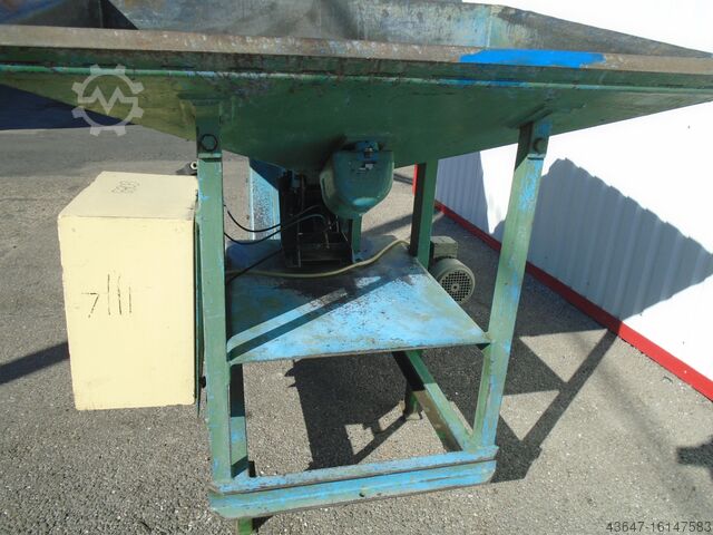 APPLICATION BELT WITH VIBRATING FEEDER APPLICATION BELT APPLICATION BELT WITH VIBRATING FEEDER