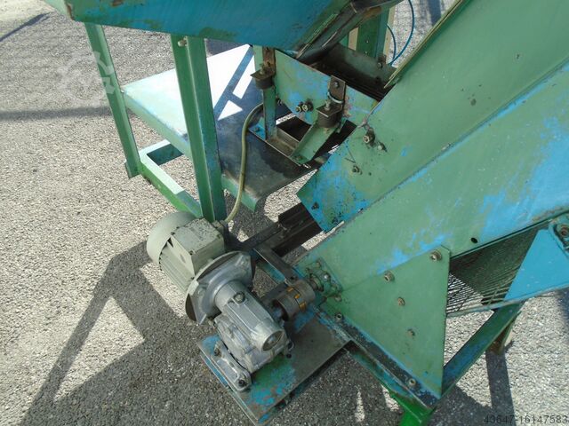 APPLICATION BELT WITH VIBRATING FEEDER APPLICATION BELT APPLICATION BELT WITH VIBRATING FEEDER