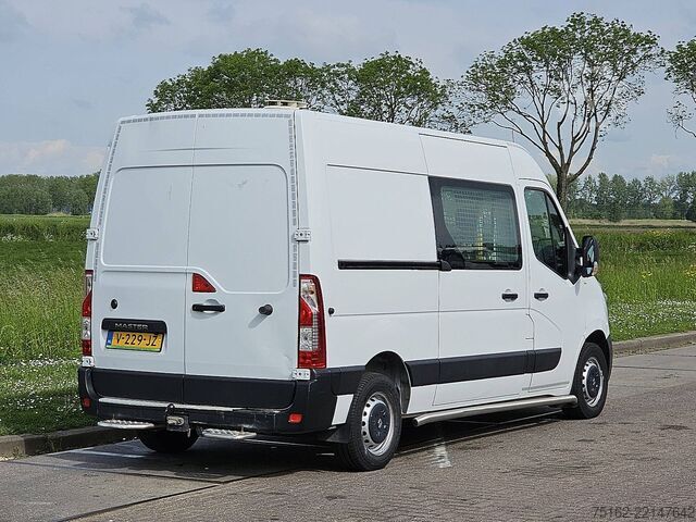 High-roof van RENAULT MASTER 2.3 L2H2 Navi Trekhaak!