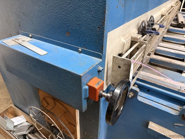 Guillotine shear HACO TS 3006