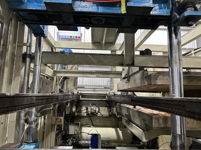 Thermoforming machine WM Thermoforming FC 780 E