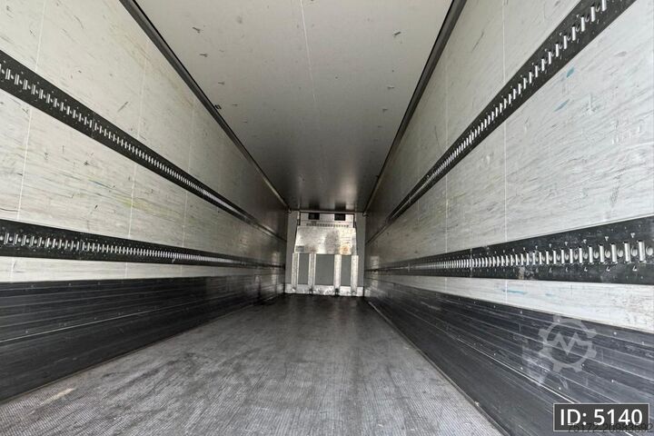 Refrigerated/frozen transport Krone SD / Disk brakes / Palletbox / Vector 1550