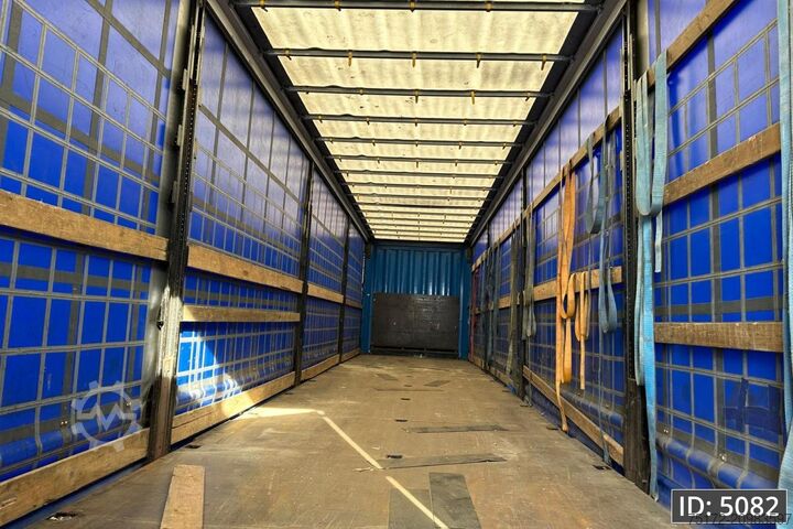 Sliding tarpaulins Krone SD / Drum brakes / Huckepack