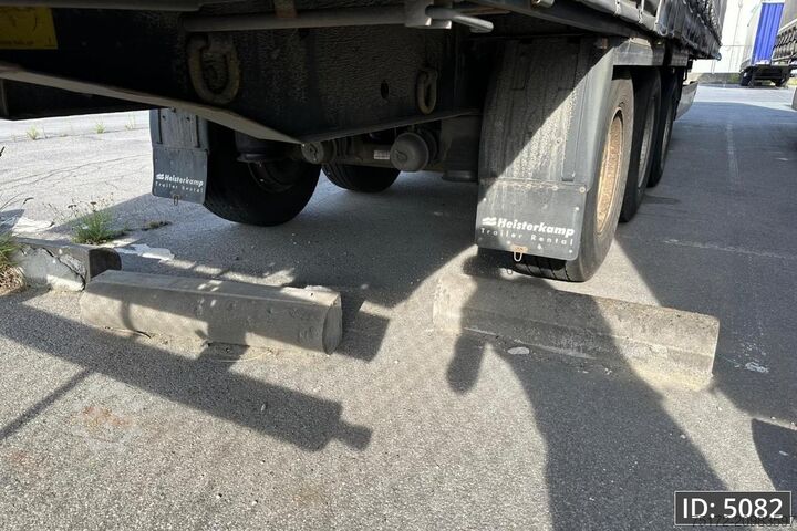 Sliding tarpaulins Krone SD / Drum brakes / Huckepack