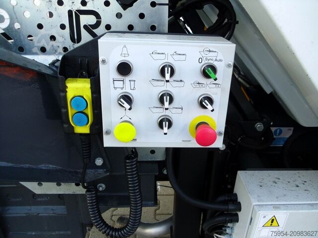 Garbage truck Fuso Canter 7C15 AMT 4x2 / Nanos 7