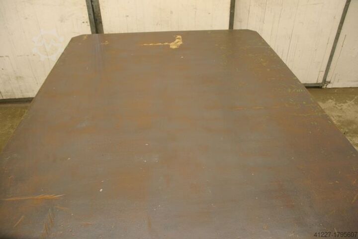 Aufspannplatte Stahl Abmessungen 1750/1400/H840 mm