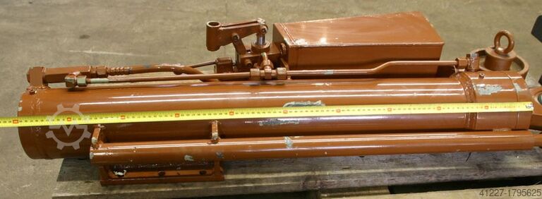 Stützzylinder mit Handpumpe mit Stützrollen 130/100/700