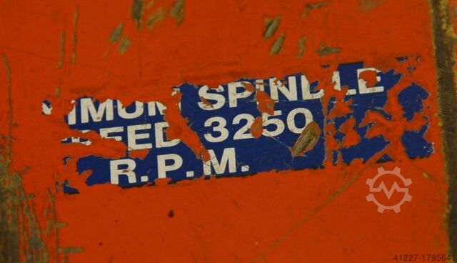 Floor saw Norton Clipper mit 7,3 kW Benzinmotor