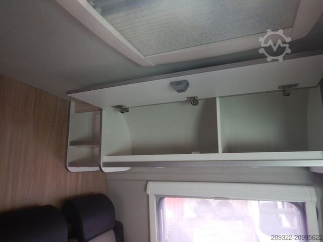 Caravan/camper Fiat Weinsberg Carabus 600 K | 4 posti letto | Completamente attrezzato