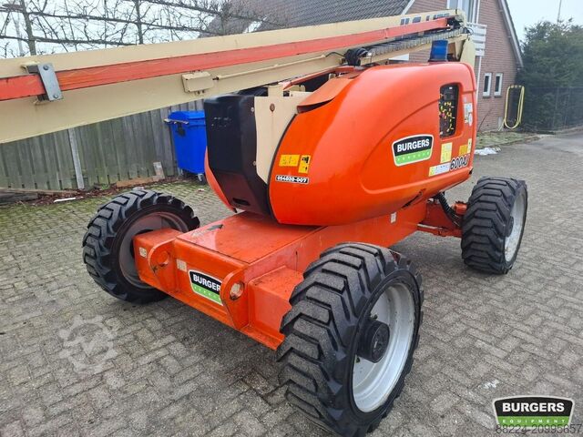 Articulated boom lift JLG 600AJ
