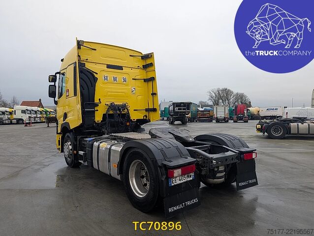 Standard-SZM Renault T 440