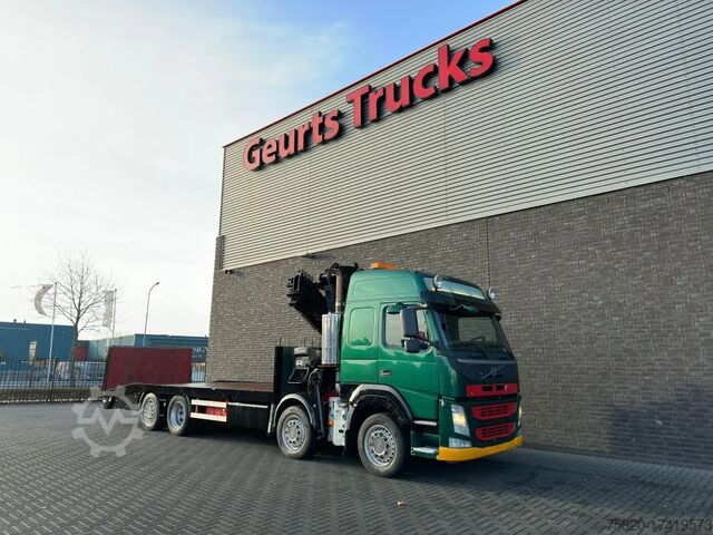 Crane truck Volvo FM 500 8X2 OPRIJWAGEN/MACHINE TRANSPORTER + HIA...