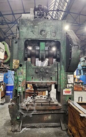 Trimming press 315 ton force SMERAL Czech Republic LKO 315