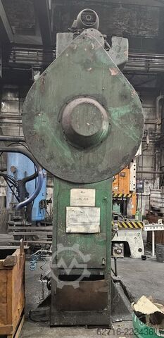 Trimming press 315 ton force SMERAL Czech Republic LKO 315
