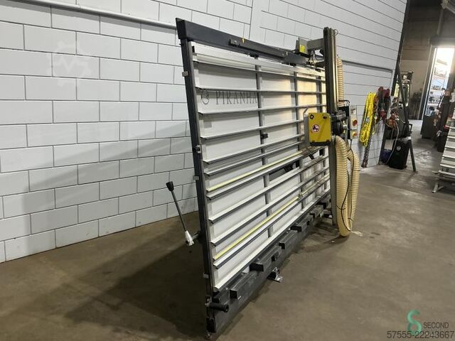 Vertical panel saws  Harwi Piranha 1550 2006 Harwi Piranha 1550