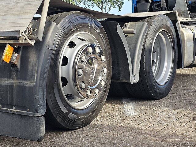 BDF-System VOLVO FH 460 XL XENON WB490