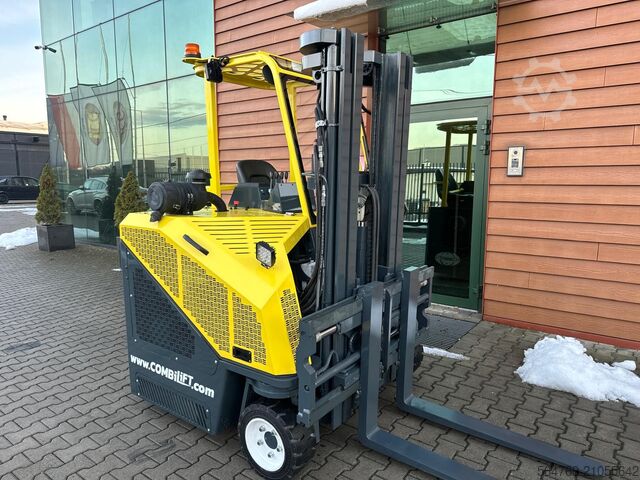 Vierwegestapler Combilift CB3000/LPG /2015 year/ Perfect condition