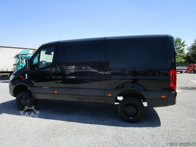 High top van MERCEDES-BENZ Sprinter III Kasten AWD 419 CDI (319)L2H1 Allrad