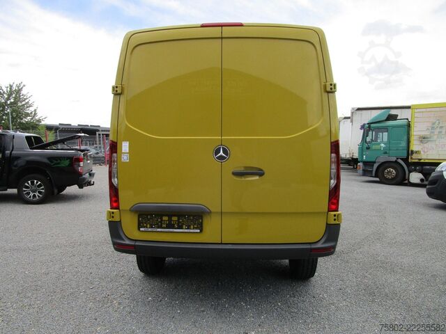 High top van MERCEDES-BENZ Sprinter III Kasten AWD 419 CDI(319)L2 H1*Allrad