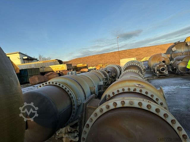 80 Containers of valves, tanks and pumps miscellaneous miscellaneous