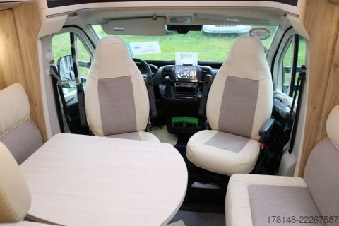 Teilintegriertes Wohnmobil Eura Mobil Profila T 720 EB