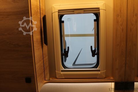 Teilintegriertes Wohnmobil Eura Mobil Profila T 720 EB