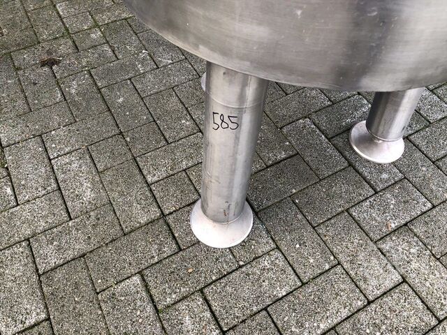 Pressure vessel with double jacket vessel 10459