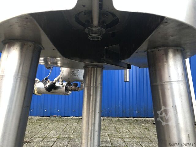 Pressure vessel with double jacket vessel 10459