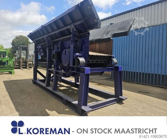 SBM Bunker mit Vibrationsrinne und Grizzly-Siebanlage