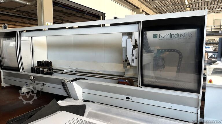 Vertical 4 Axis CNC Machining Centre Fom Industrie DALI 40