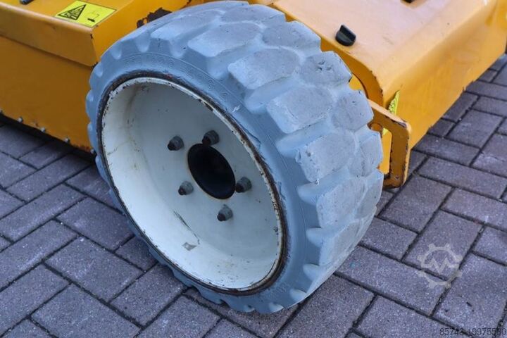 Gelenkteleskoparbeitsbühne Snorkel A38E Electric, 13.5m Working Height, 6.1m Reach, 2