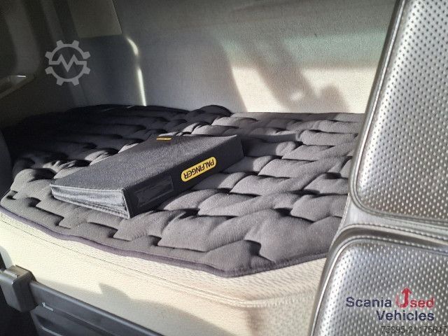 Holztransporter LKW Volvo FH 500 6X4 Holztransport