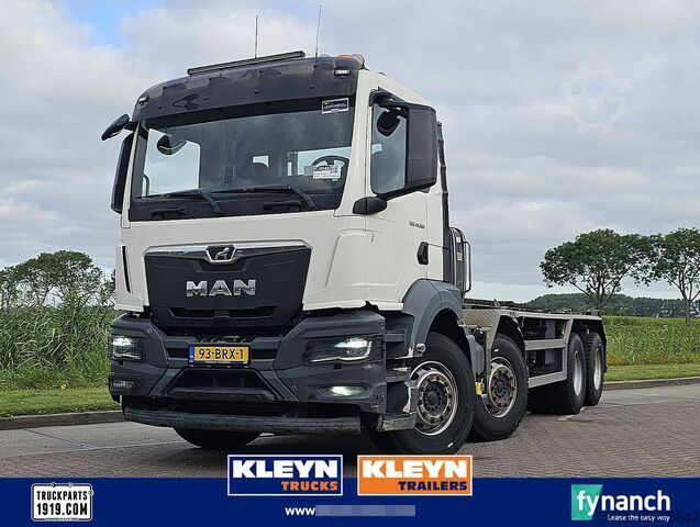 Chassis with cab M.A.N. 41.360 TGS CHAIN