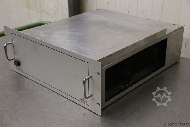 Industriekühler Spectron Laser Systems für destilliertes Wasser