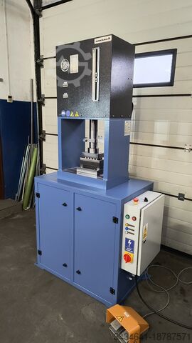 Pneumohydraulic Press 1T–50T UNITECH 